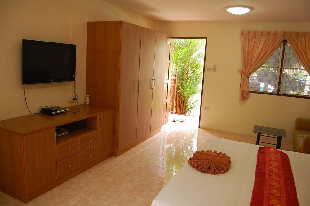 Sirikarn Residence & Luxury Apartments Pattaya Luaran gambar