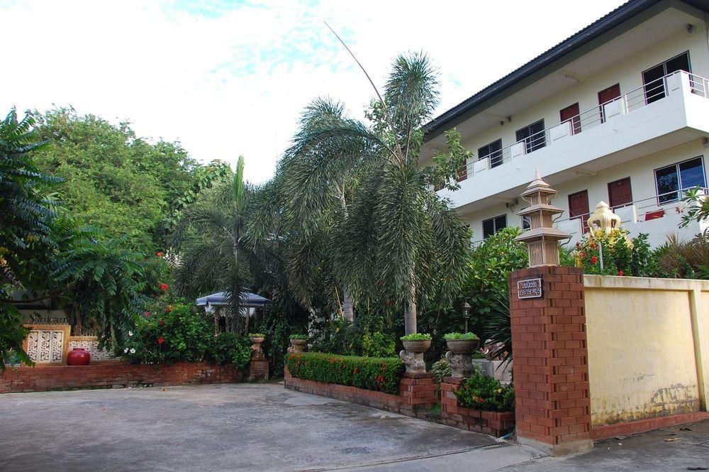 Sirikarn Residence & Luxury Apartments Pattaya Luaran gambar