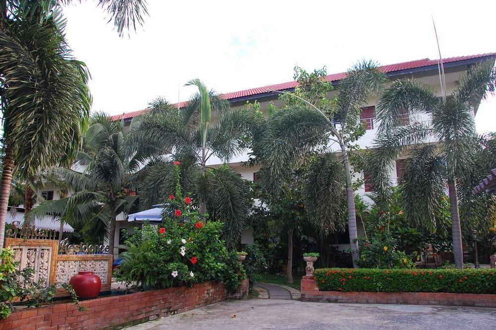 Sirikarn Residence & Luxury Apartments Pattaya Luaran gambar