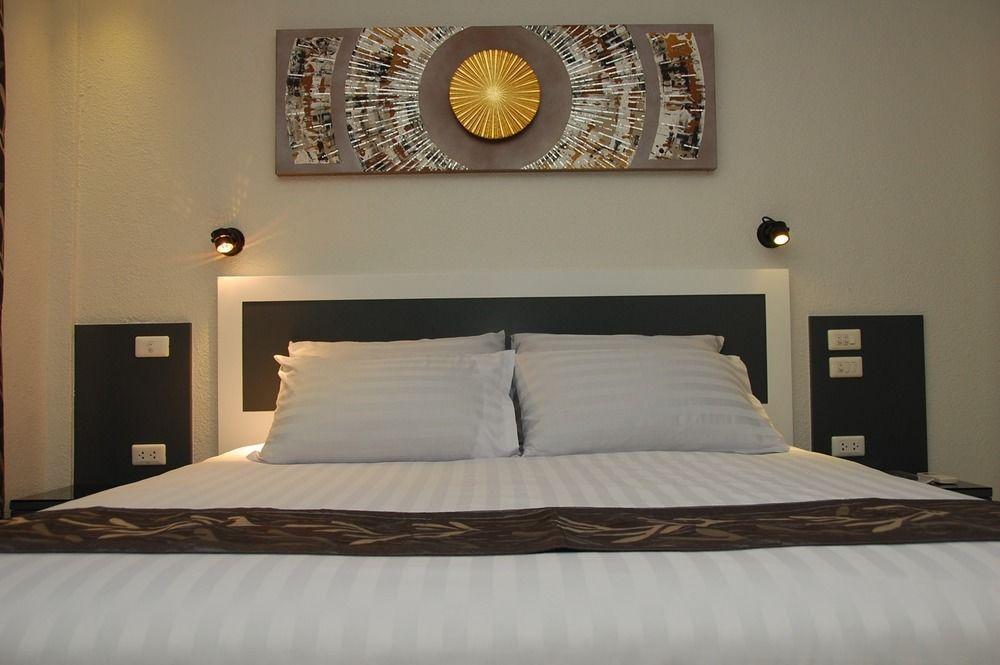 Sirikarn Residence & Luxury Apartments Pattaya Luaran gambar